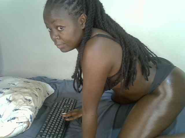 Ebonycherry webcam