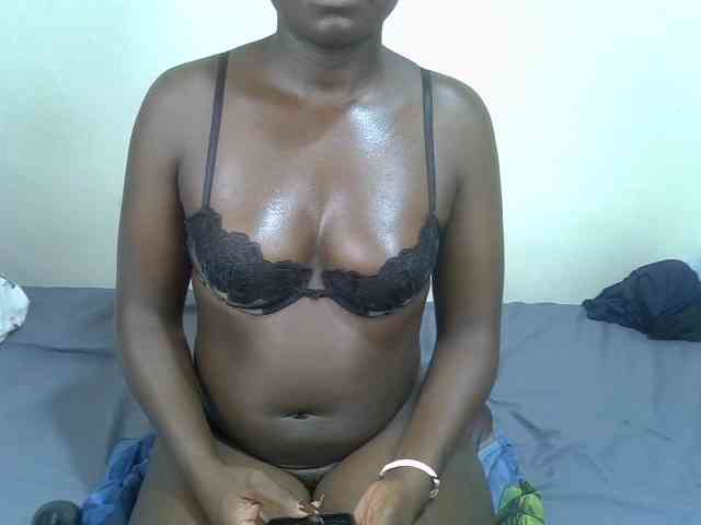 Ebonycherry webcam