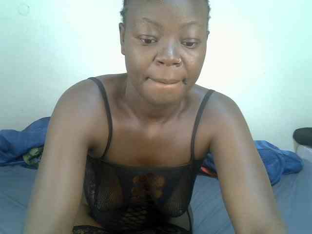 Ebonycherry webcam
