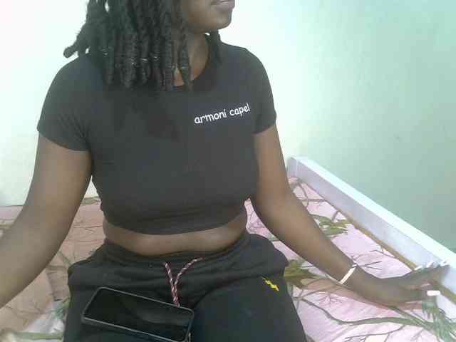 Ebonycherry webcam