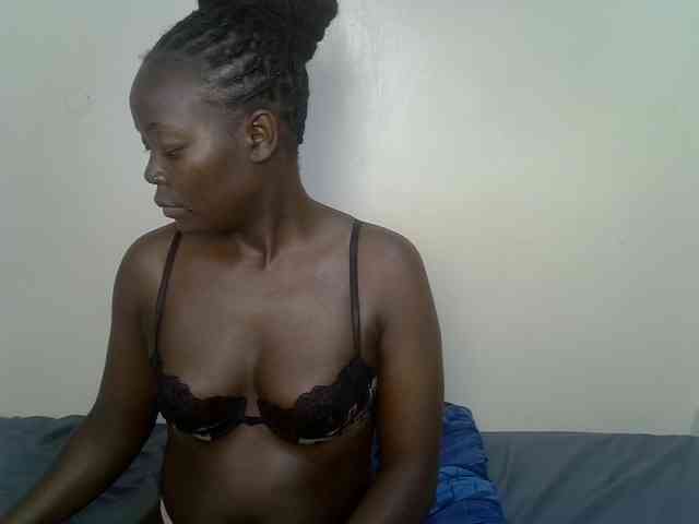 Ebonycherry webcam