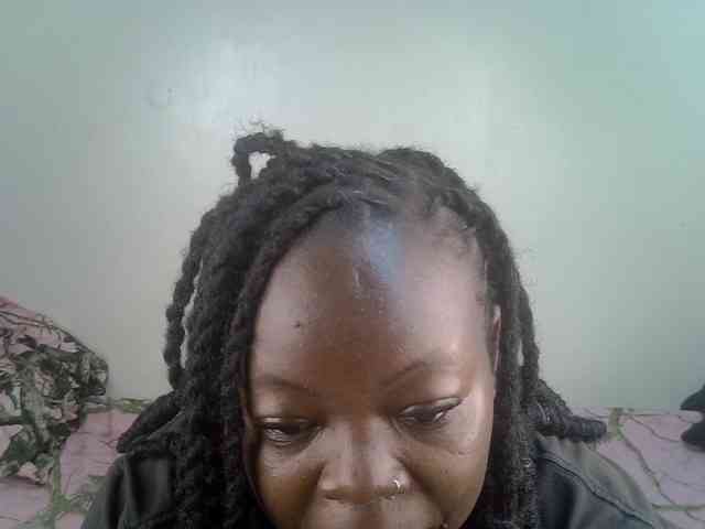 Ebonycherry webcam
