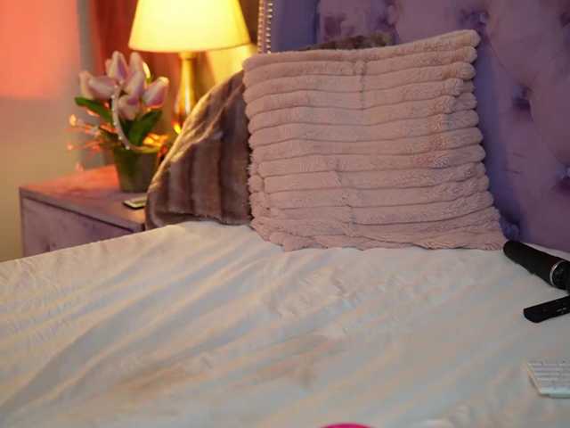 KimJada live cam on BongaCams