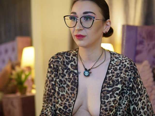KimJada live cam on BongaCams