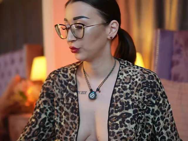 KimJada live cam on BongaCams