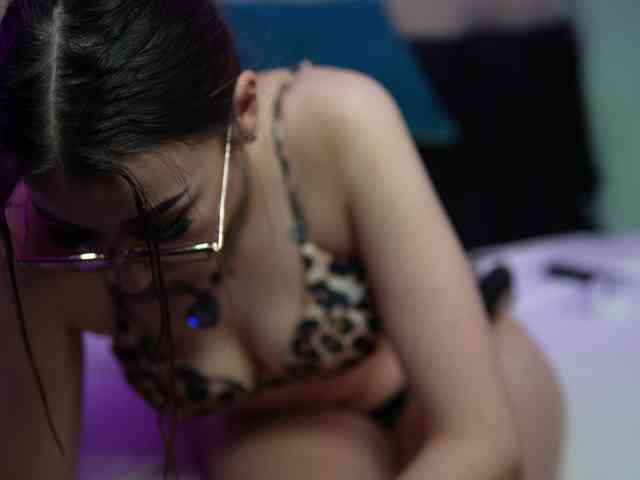 KimJada webcam