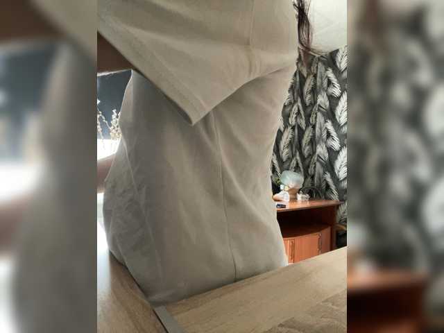 Kisa77771a live cam on BongaCams
