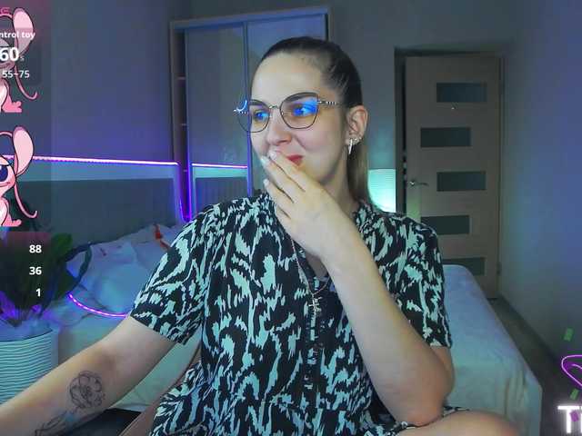 AlexandraCandy live cam on BongaCams