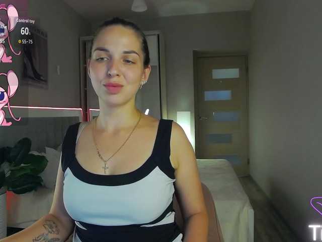 AlexandraCandy live cam on BongaCams