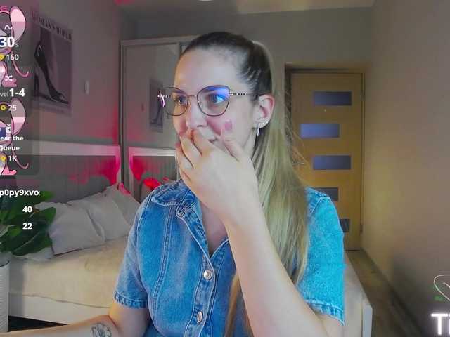 alexandracandy live sex show
