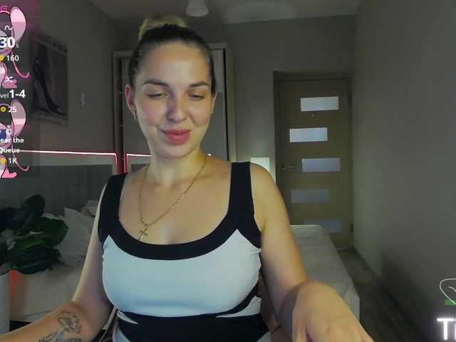 AlexandraCandy live cam on BongaCams