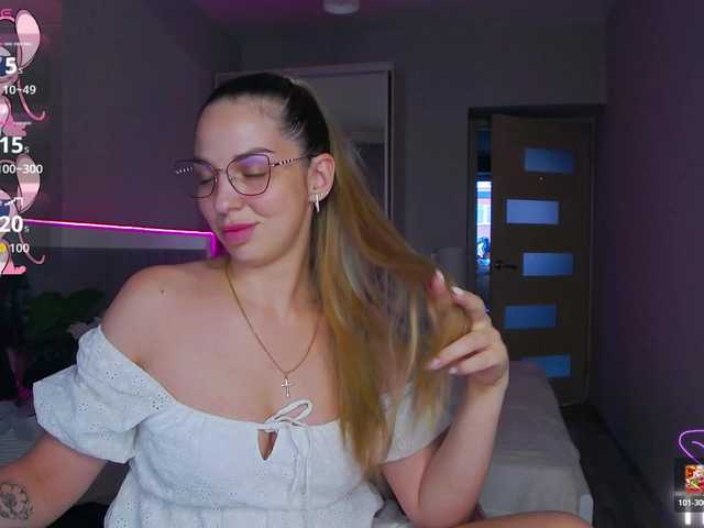 AlexandraCandy live cam on BongaCams