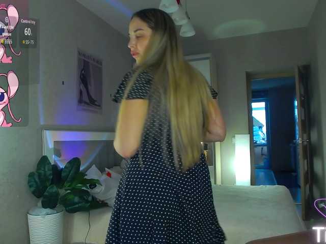 AlexandraCandy live cam on BongaCams