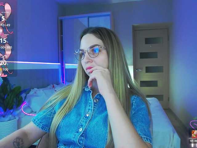 AlexandraCandy live cam on BongaCams