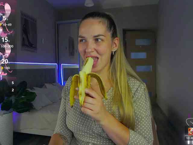 AlexandraCandy webcam