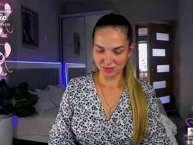 AlexandraCandy webcam