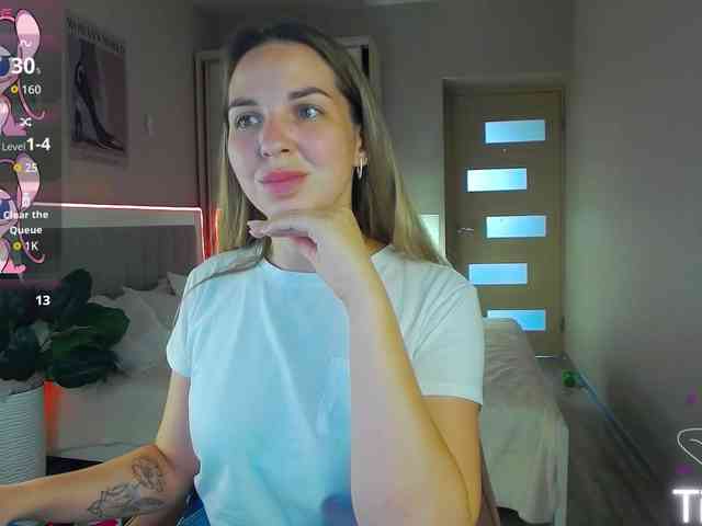 AlexandraCandy AlexandraCandy