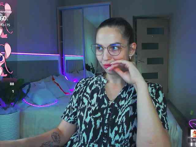 AlexandraCandy webcam