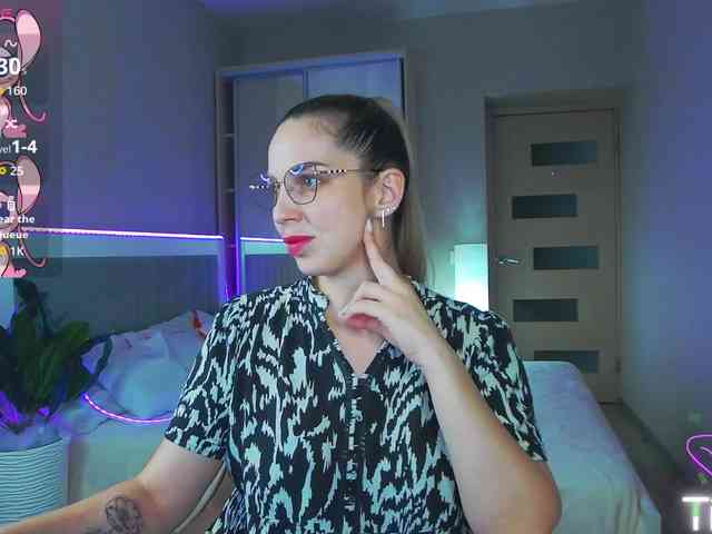 AlexandraCandy webcam