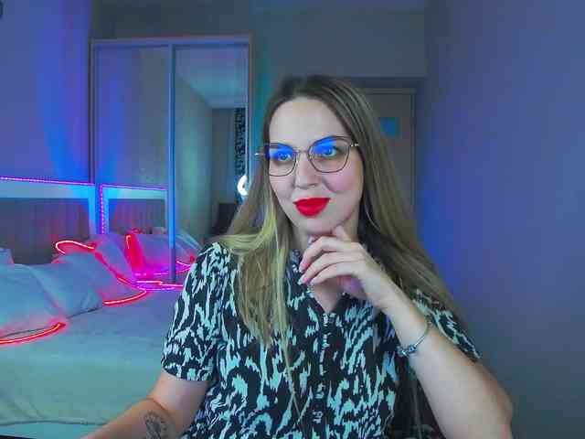 AlexandraCandy webcam