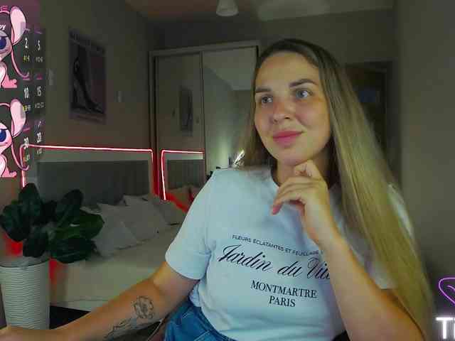 AlexandraCandy webcam