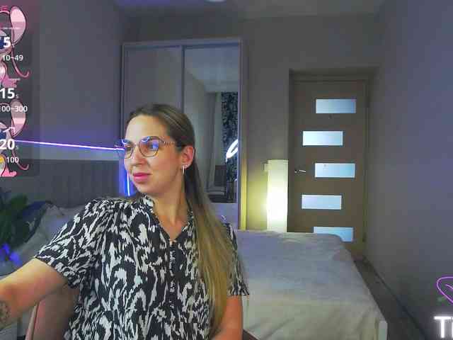 AlexandraCandy webcam