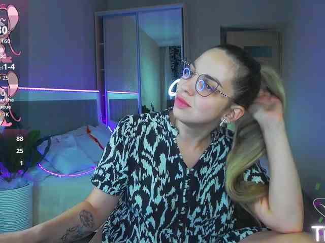 AlexandraCandy Live Webcam on BongaCams