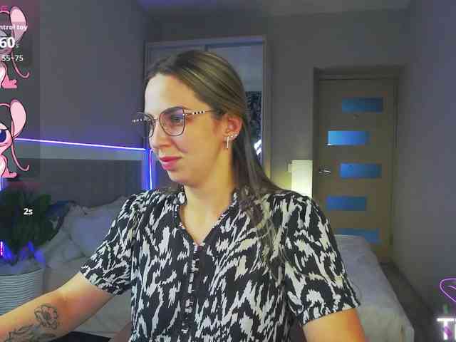 AlexandraCandy webcam