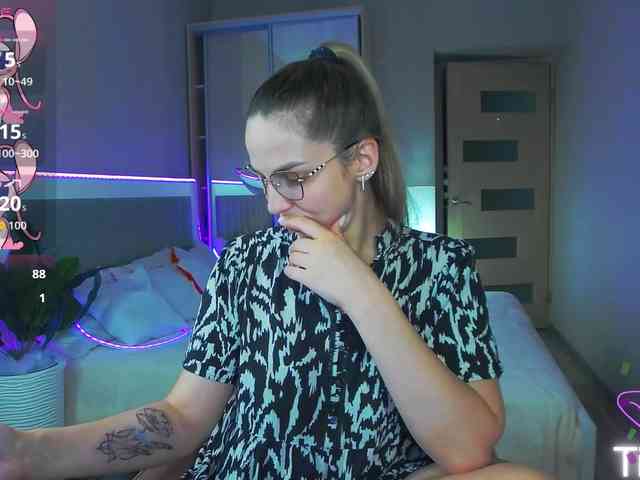 AlexandraCandy webcam