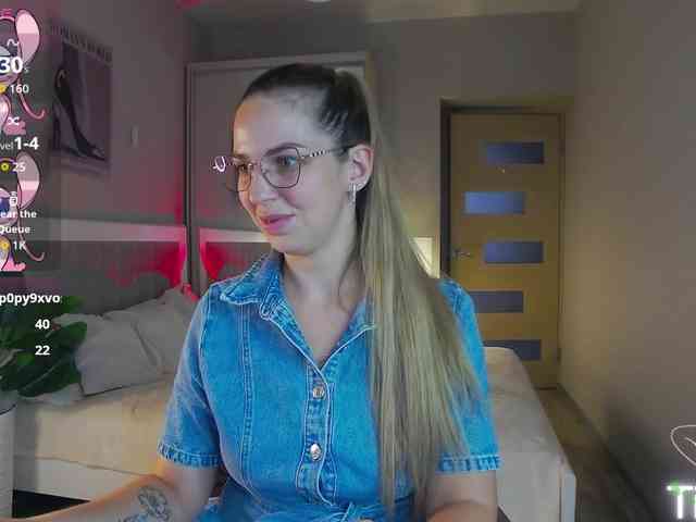 AlexandraCandy webcam