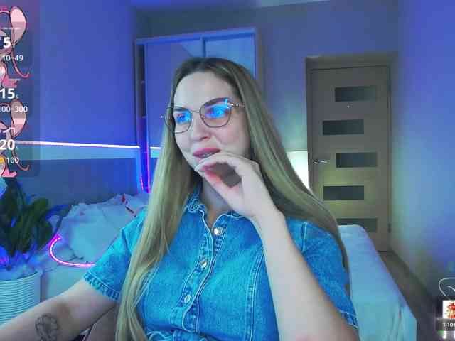 AlexandraCandy webcam