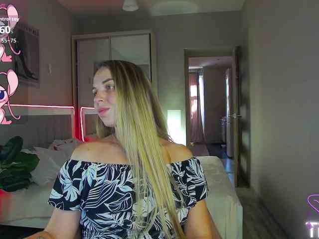 AlexandraCandy webcam