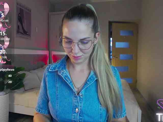 AlexandraCandy webcam