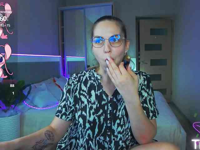 AlexandraCandy webcam