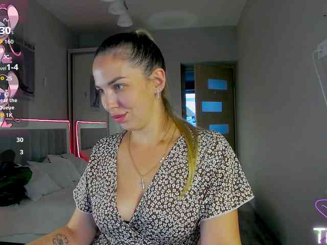 AlexandraCandy webcam