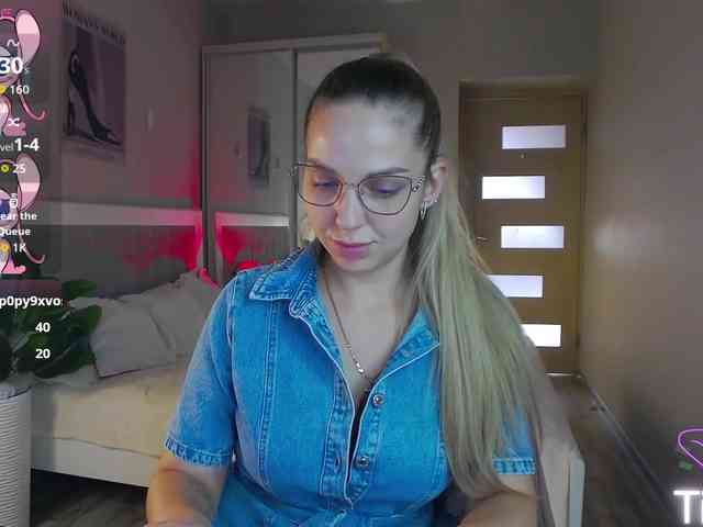 AlexandraCandy webcam