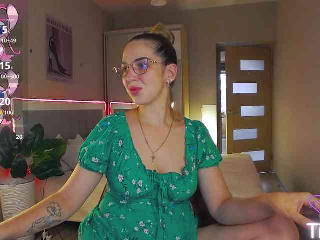 AlexandraCandy webcam