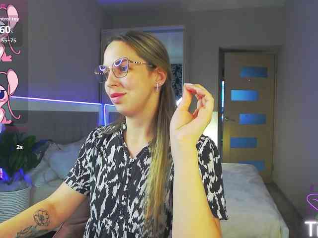 AlexandraCandy webcam