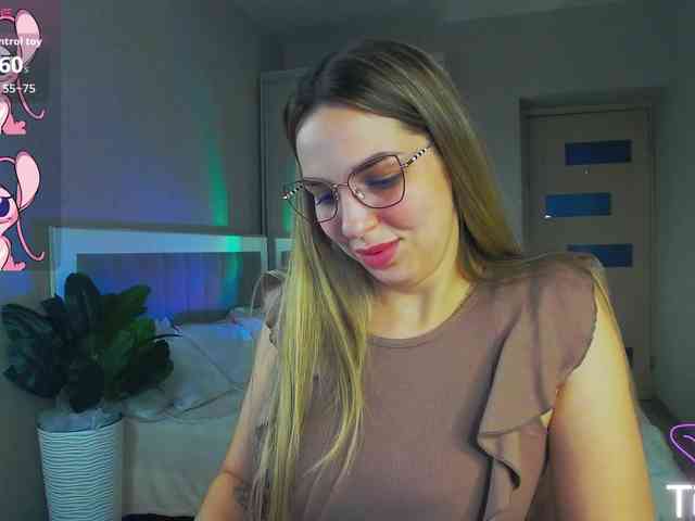 AlexandraCandy webcam