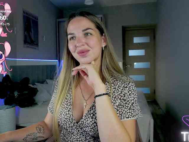 AlexandraCandy webcam