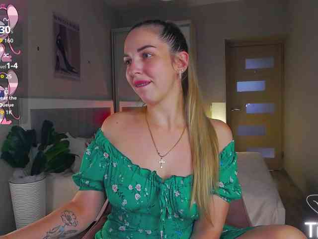 AlexandraCandy webcam