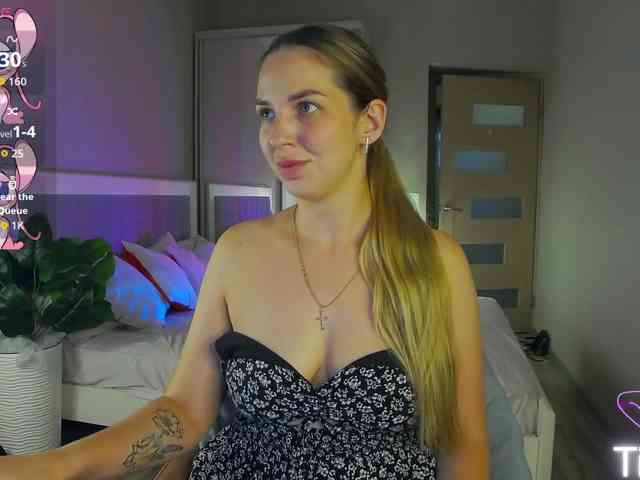 AlexandraCandy webcam