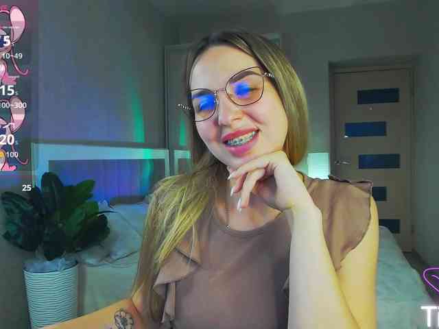 AlexandraCandy webcam