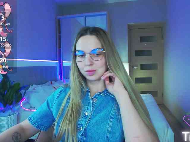 AlexandraCandy webcam