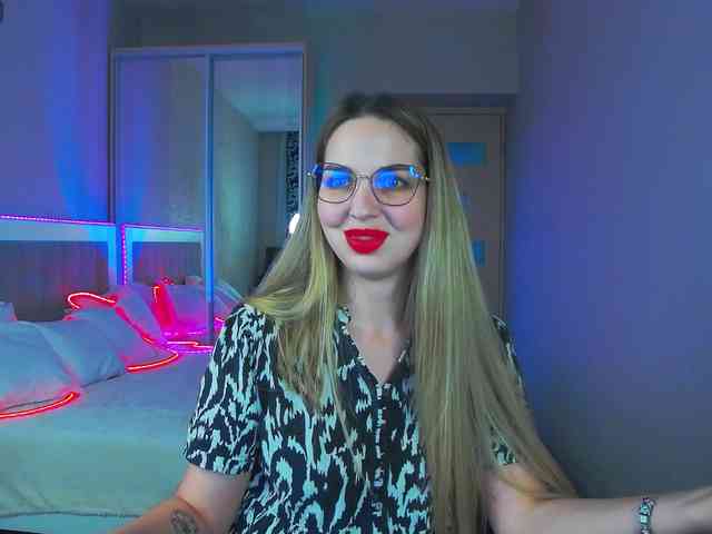 AlexandraCandy webcam