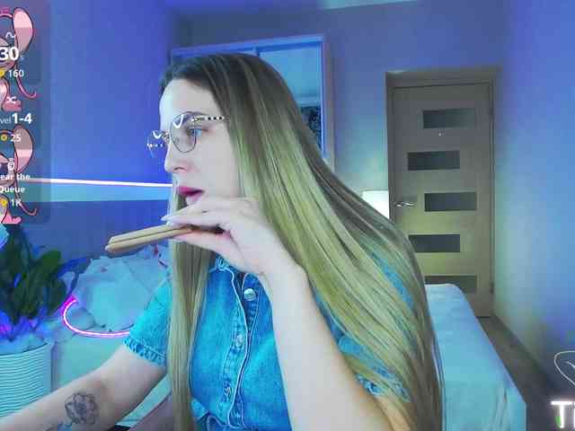 AlexandraCandy webcam