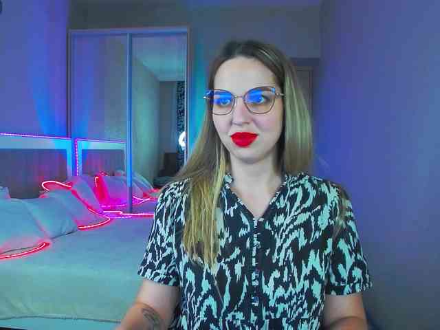 AlexandraCandy webcam