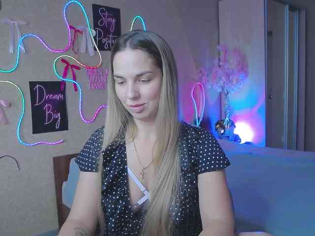 AlexandraCandy webcam