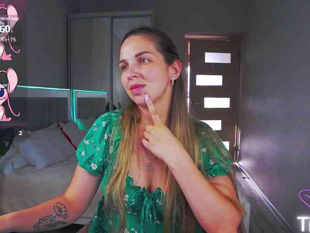 AlexandraCandy webcam