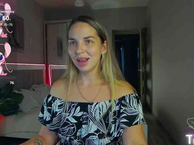 AlexandraCandy webcam